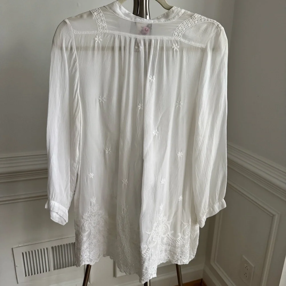 Johnny Was White The Pintuck Vine Embroidered Boho Blouse Tunic Small